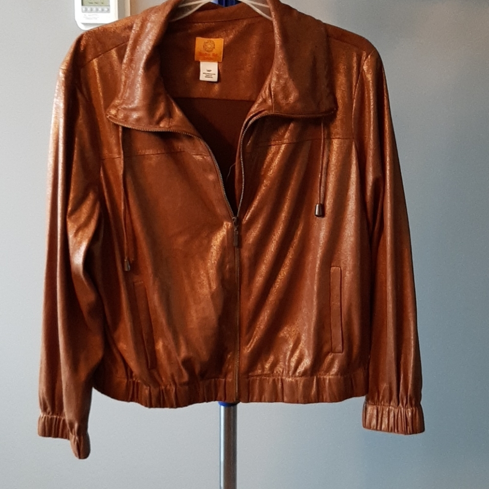 Lightweight bomber jacket